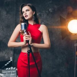Who Is The Best Female Singer